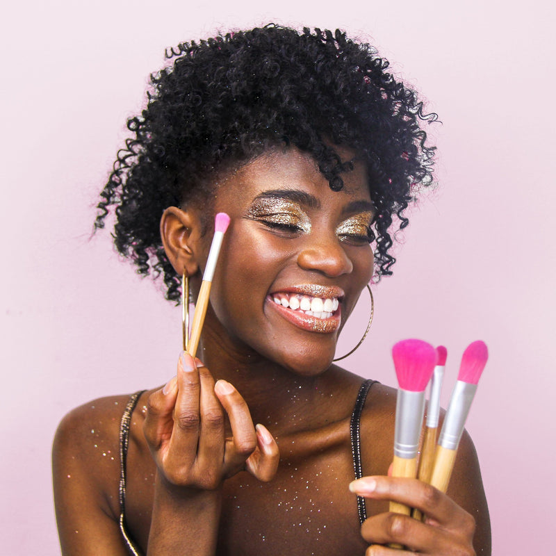 3 reasons why vegan makeup brushes are the best tools for applying glitter